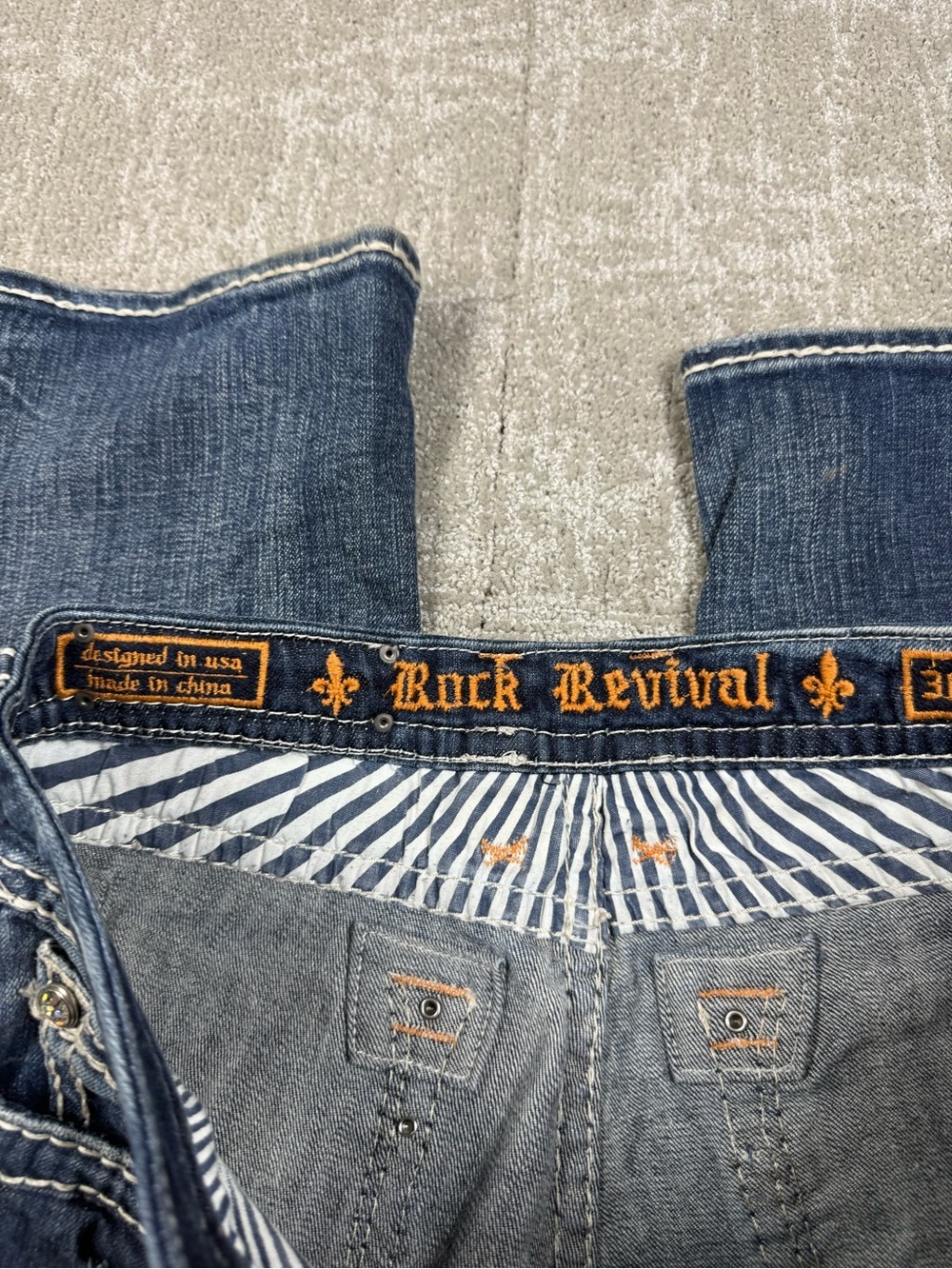 Rock Revival Irene Easy Boot Jean Women Size 30 - Picture 3 of 9